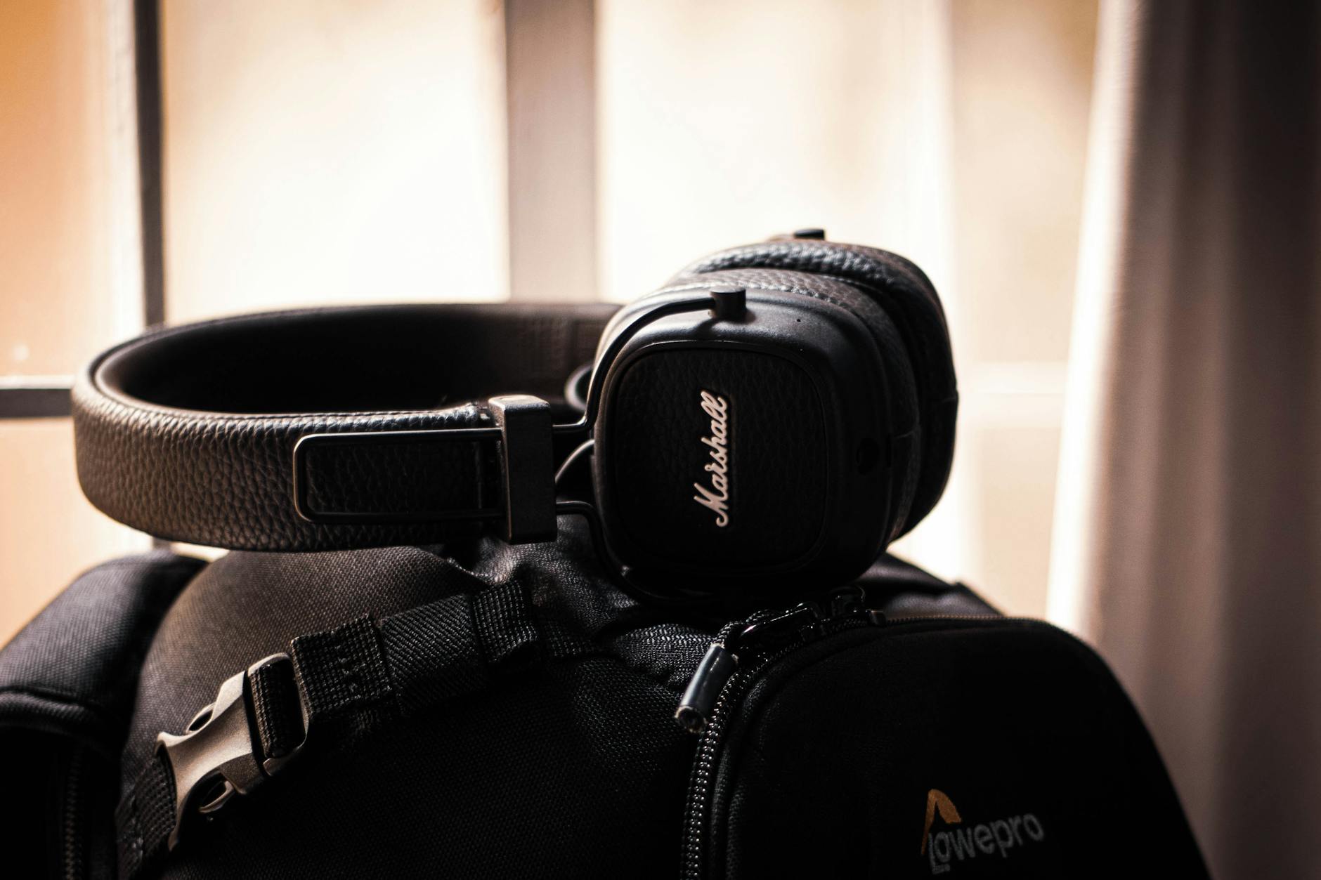 What active noise cancelling actually does, and what it doesn't